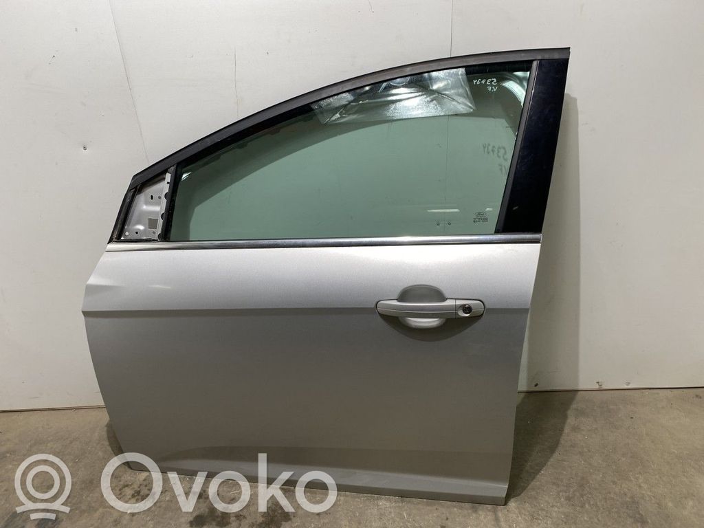 Ford Focus Дверь 