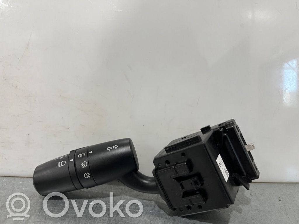 Mazda 2 Other switches/knobs/shifts 