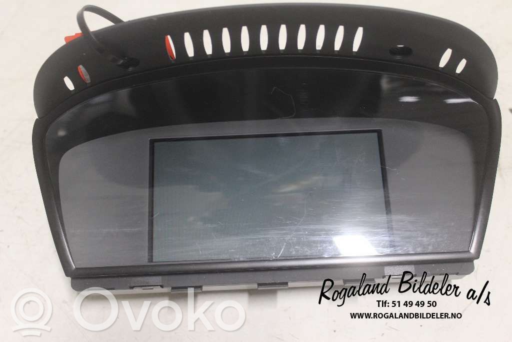 Head unit multimedia control   65826957748,65826957748,65826957748