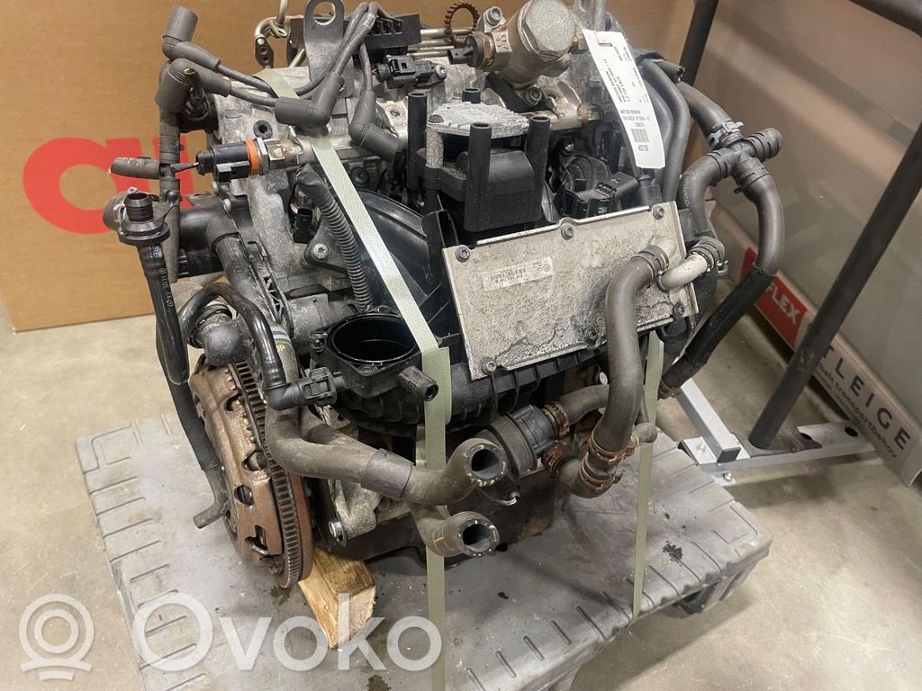 Volkswagen Golf VI Engine 