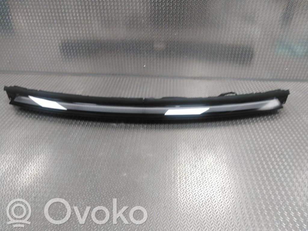 Mercedes-Benz EQC Lampy przednie / Komplet 