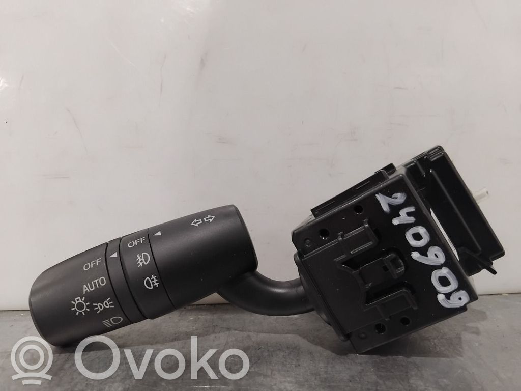 Mazda CX-3 Other switches/knobs/shifts 