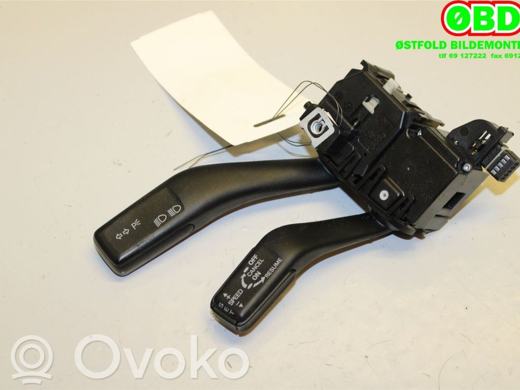 Audi A3 S3 8P Otros interruptores/perillas/selectores 