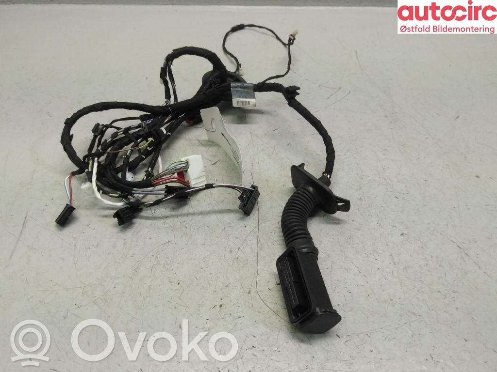 Mazo de cables   8Y0971687AE,8Y0971687AE