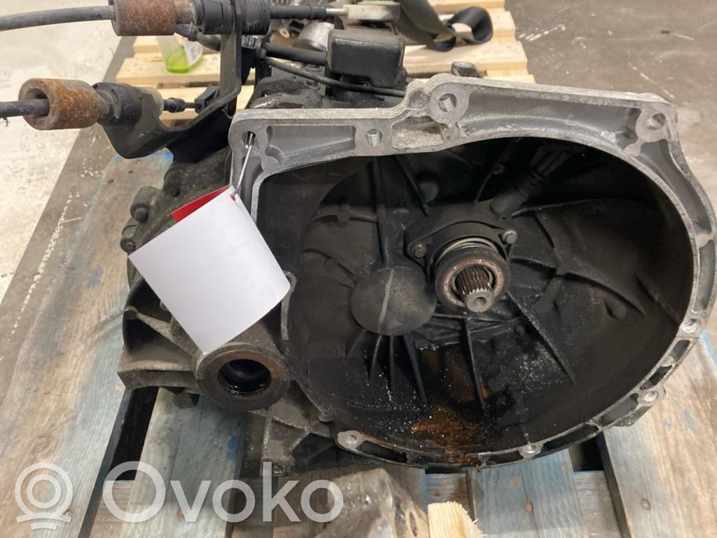 Volvo V70 Scatola del cambio manuale a 6 velocità