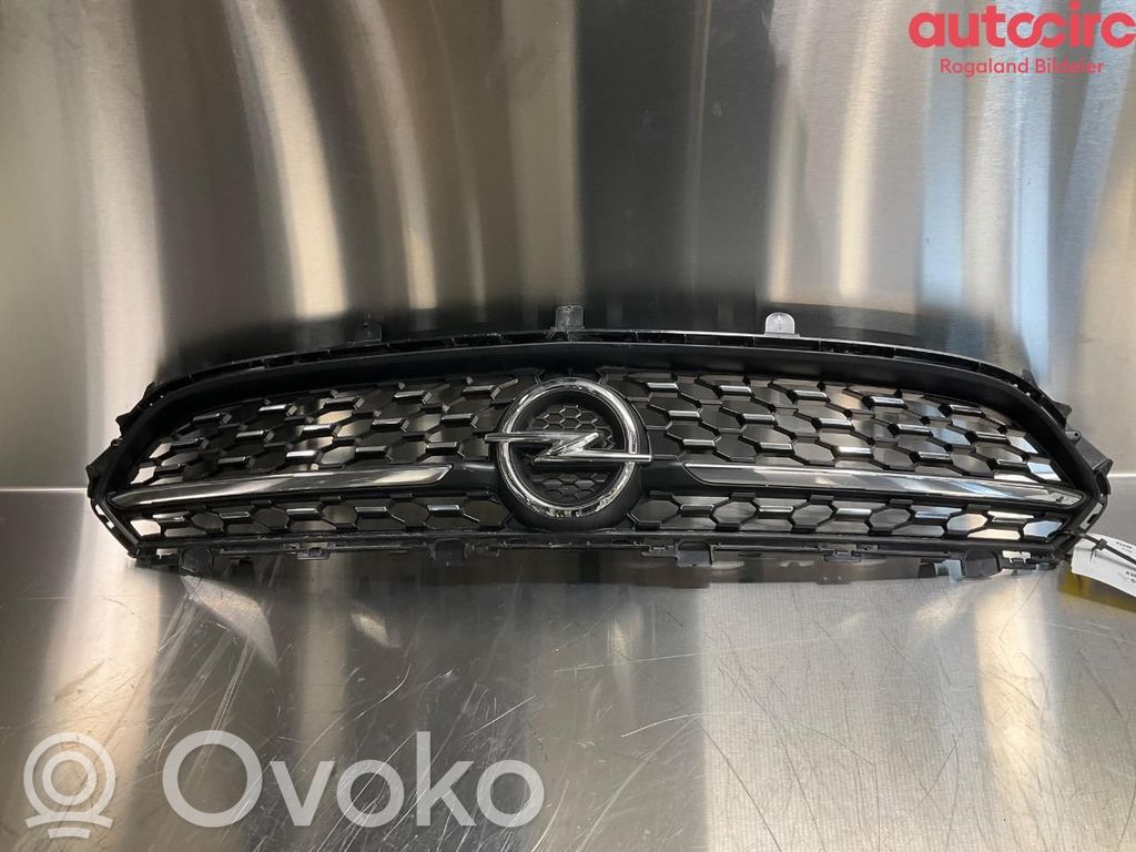 Opel Corsa F Griglia anteriore 
