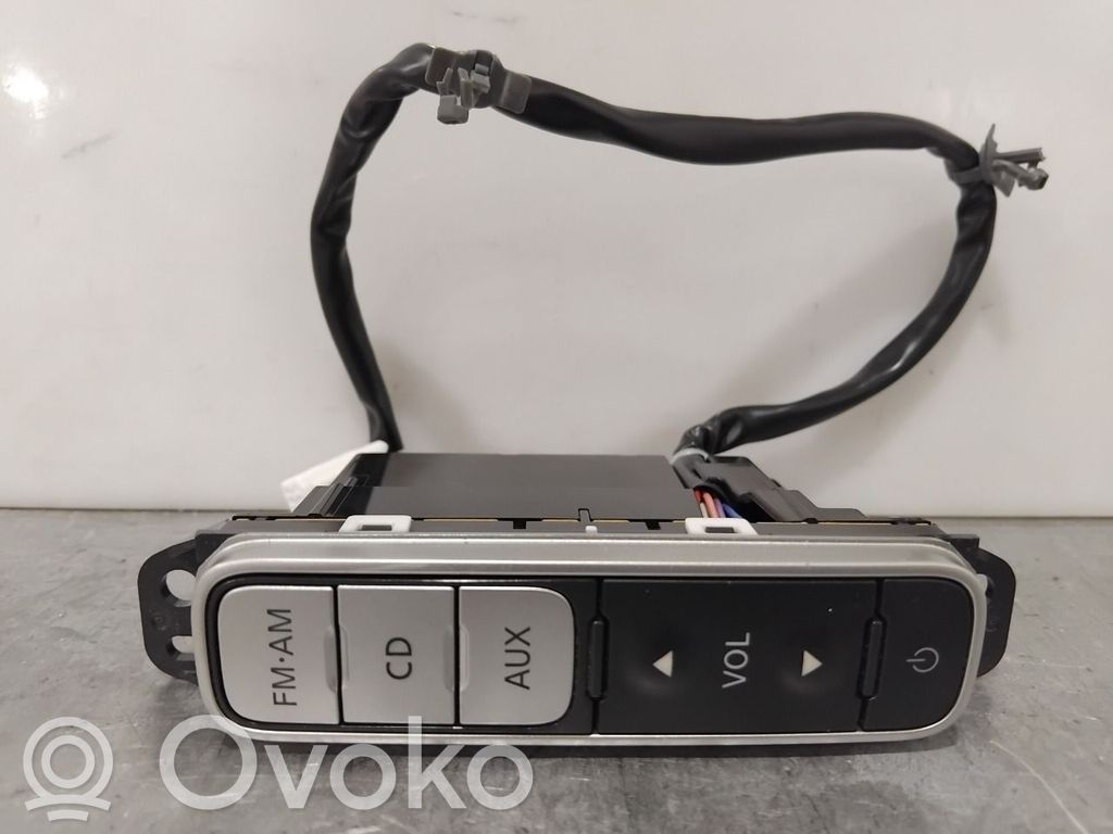 Nissan Leaf I (ZE0) Otros interruptores/perillas/selectores 