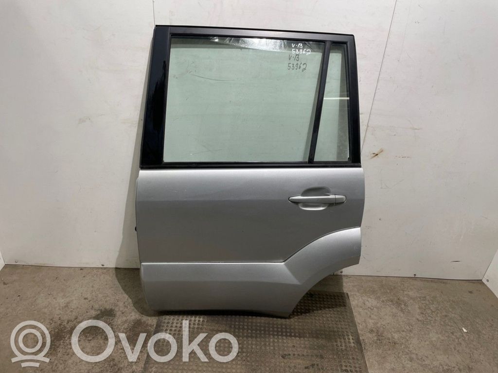 Toyota Land Cruiser (J120) Puerta trasera