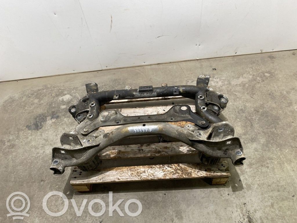 Mercedes-Benz C W204 Sottotelaio anteriore