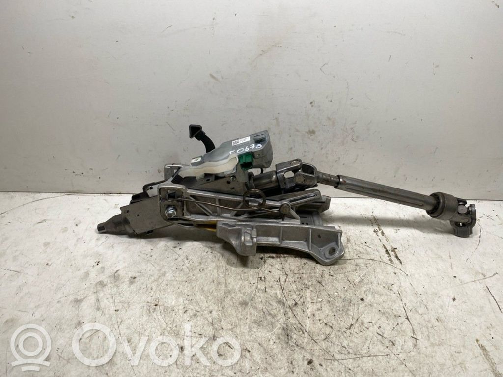 Volvo XC60 Ohjauspyörän akseli 