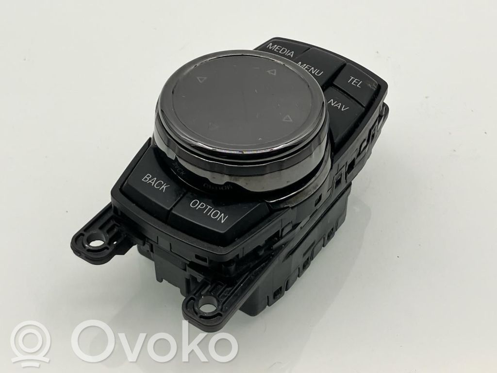 BMW X5 F15 Panel / Radioodtwarzacz CD/DVD/GPS 