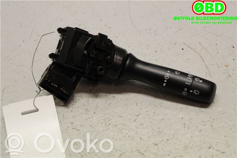 Toyota Yaris Palanca de control del limpiaparabrisas 