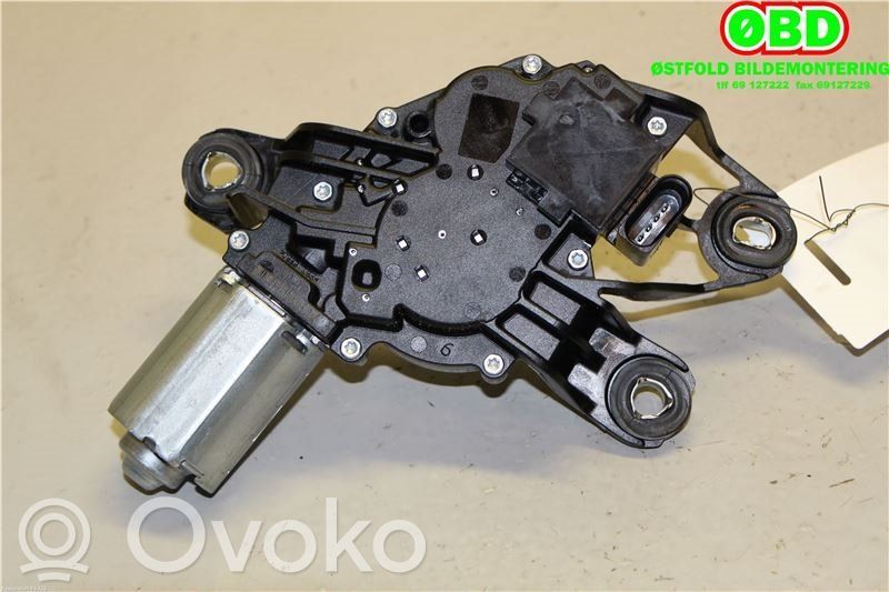 Volkswagen Touran II Moteur d'essuie-glace arrière
