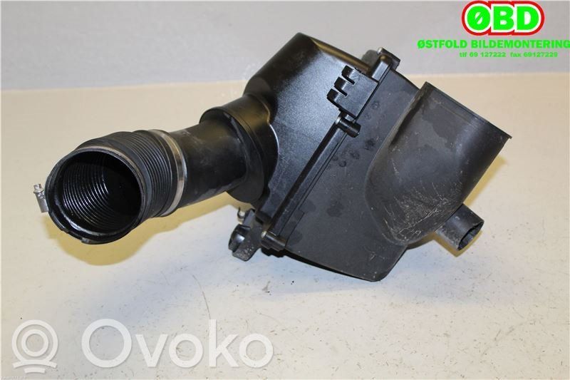BMW 5 F10 F11 Luftfilterkasten 