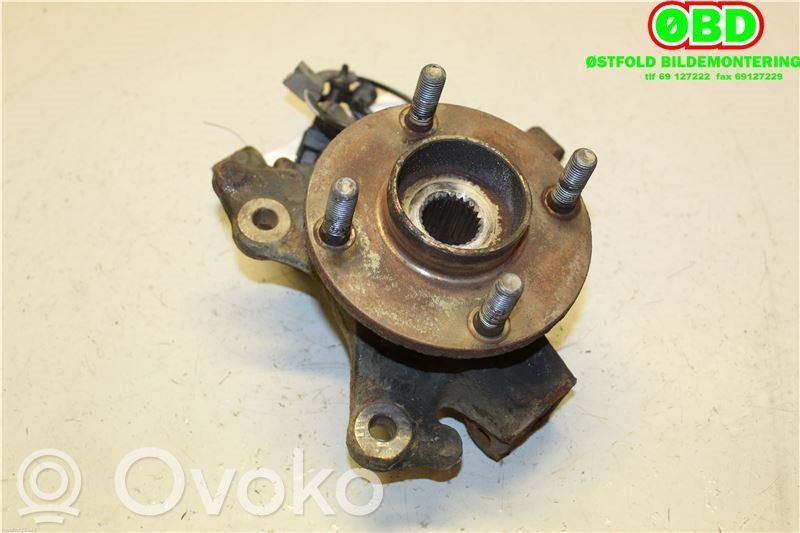 Ford Fiesta Fuso a snodo con mozzo ruota anteriore 