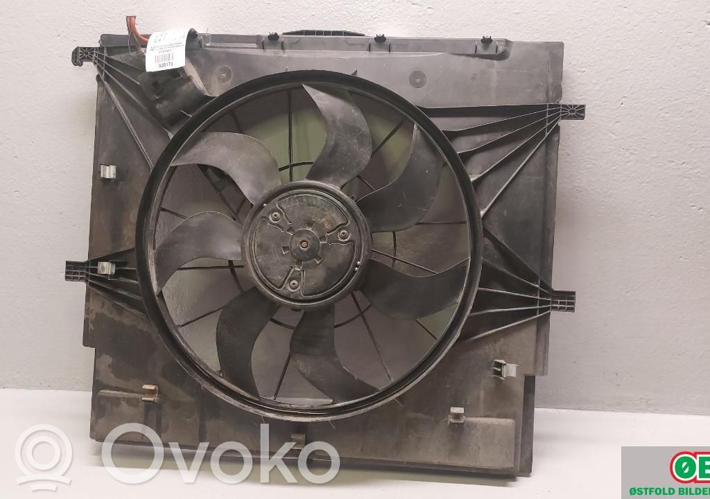Mercedes-Benz Vito Viano W447 Convogliatore ventilatore raffreddamento del radiatore