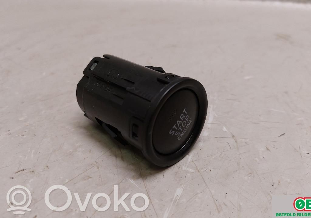 Mazda CX-3 Otros interruptores/perillas/selectores 