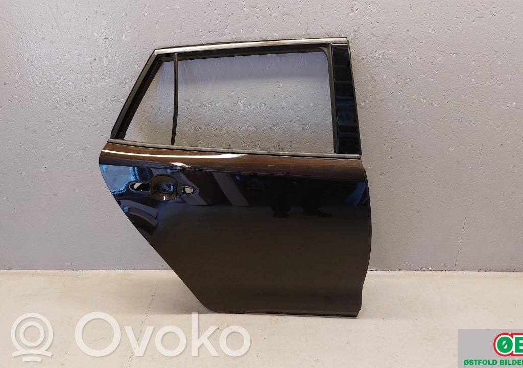 Toyota Corolla E210 E21 Galinės durys 