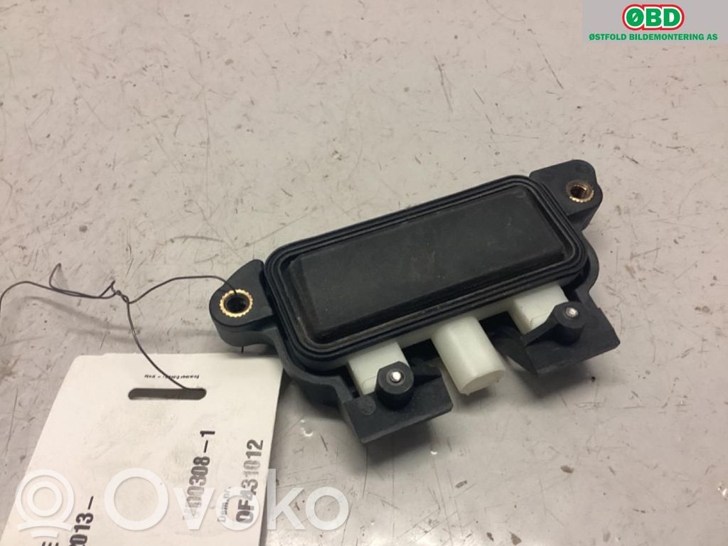Interruptor para abrir la puerta trasera   100728700A,100728700A