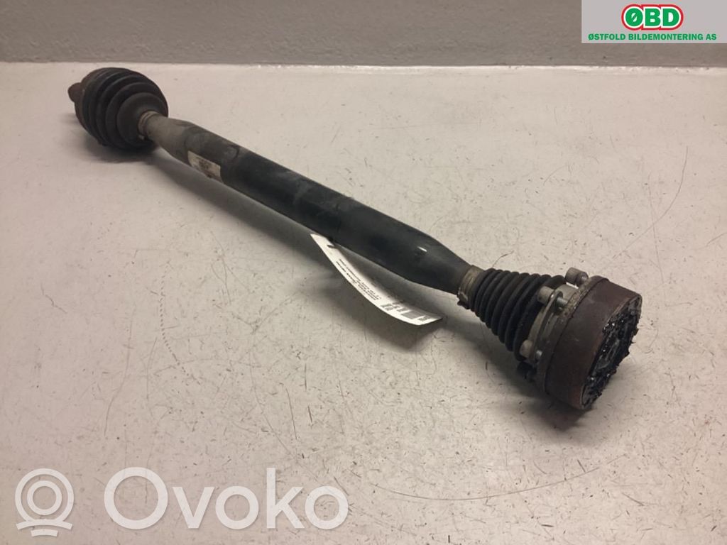 Etuvetoakseli   6C0407272E,6C0407272E