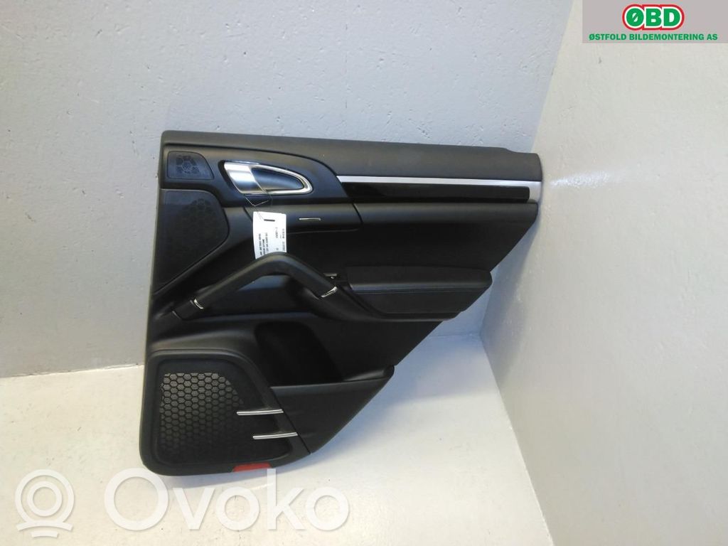 Porsche Cayenne (92A) Boczki / Poszycie drzwi przednich 