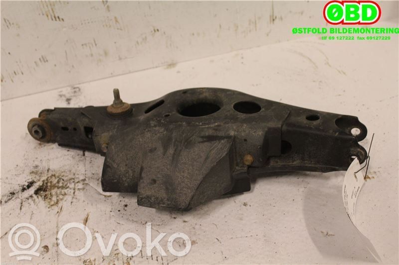 Toyota RAV 4 (XA40) Braccio di controllo sospensione posteriore