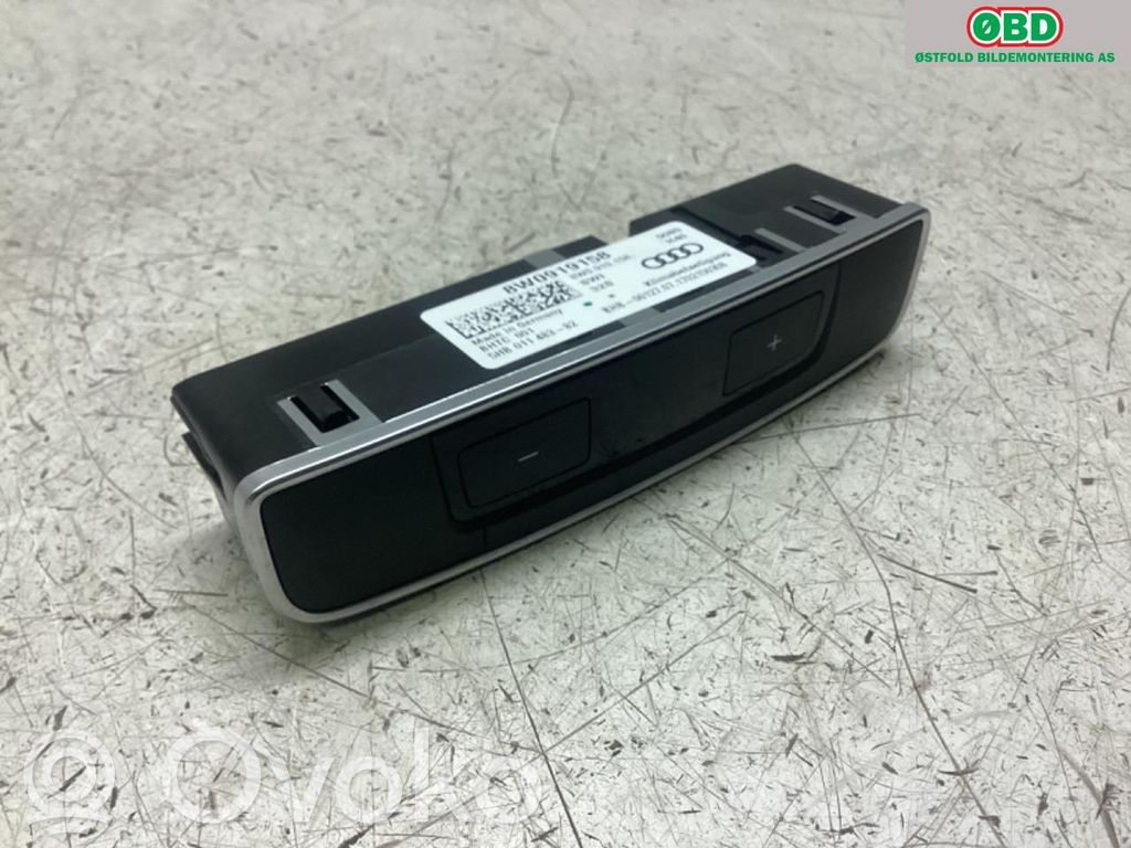 Audi Q7 4M Console centrale, commande chauffage/clim 