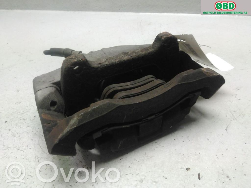Volvo XC90 Pinza del freno anteriore 