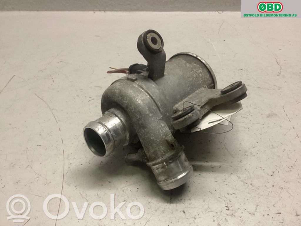 Mercedes-Benz C W205 Pompa dell’acqua