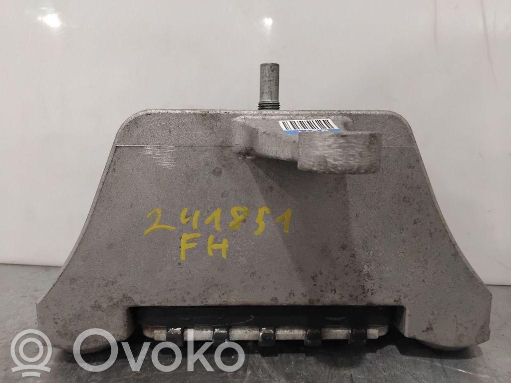 KIA Niro Engine mount bracket 