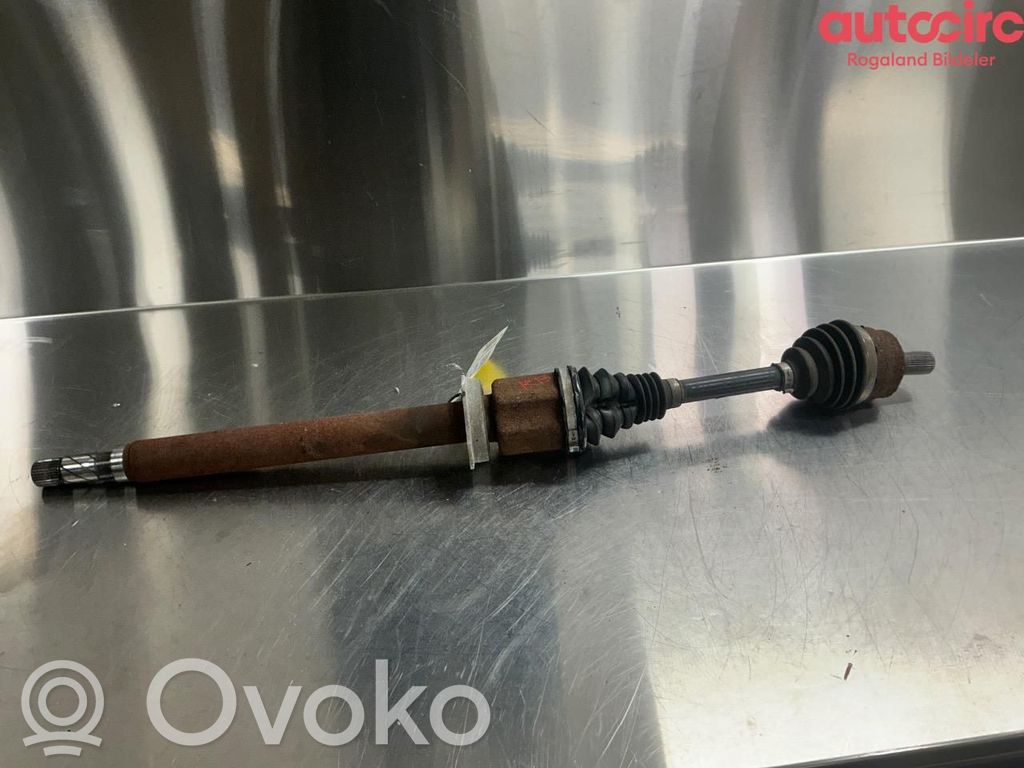 Volvo V40 Front driveshaft 