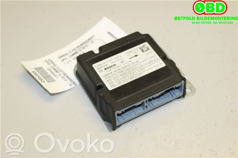 Opel Combo D Airbag control unit/module 