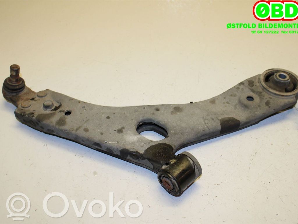 Priekinė svirtis   545012Y500,545013W500,545012Y500,545013W500