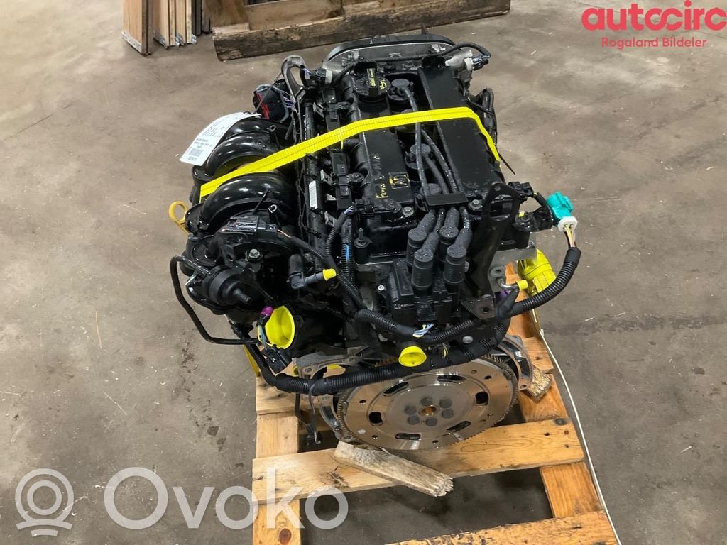 Ford B-MAX Двигатель 