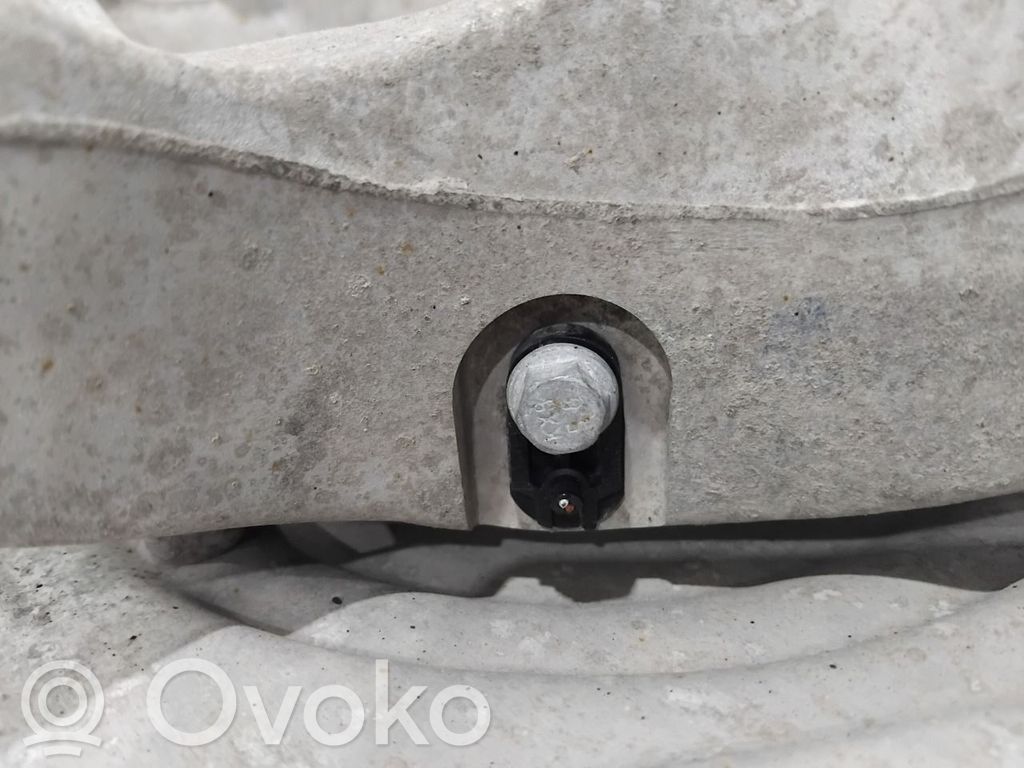Tesla Model Y Achsschenkel vorne 