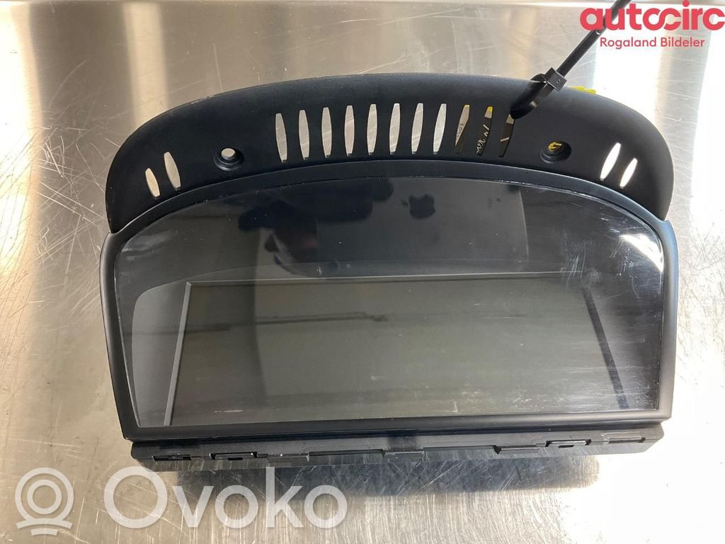 Head unit multimedia control   65829193757,65829193757,65829193757,65829193757