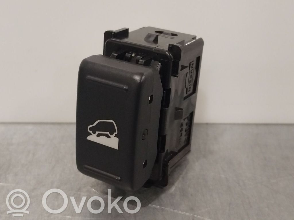 Nissan X-Trail T31 Otros interruptores/perillas/selectores 
