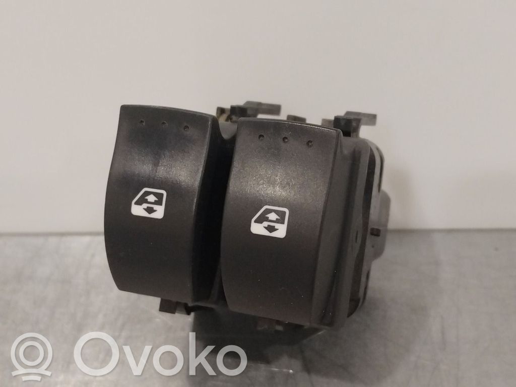 Nissan Primastar Comutator comandă geamuri electrice 