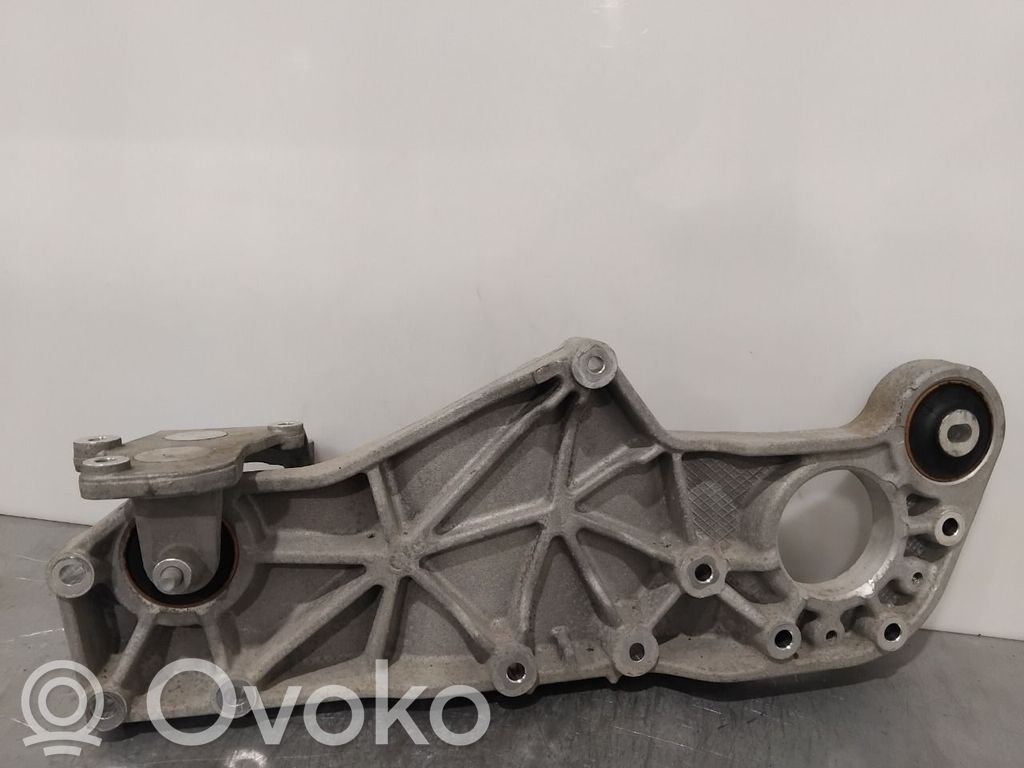 Ford Transit Courier Wspornik / Mocowanie silnika 
