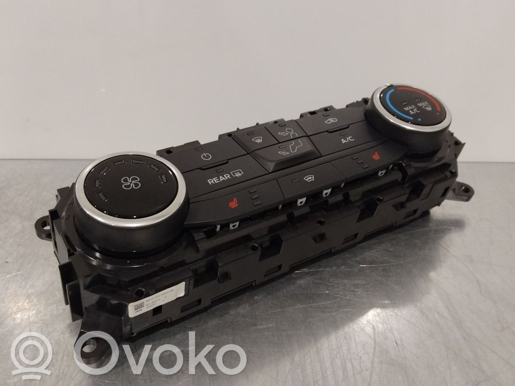 Ford Transit Courier Climate control/heater control trim 