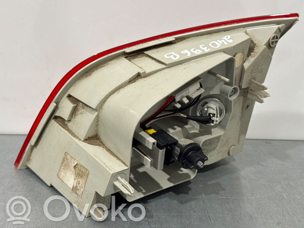Peugeot 508 Lampă spate în caroserie