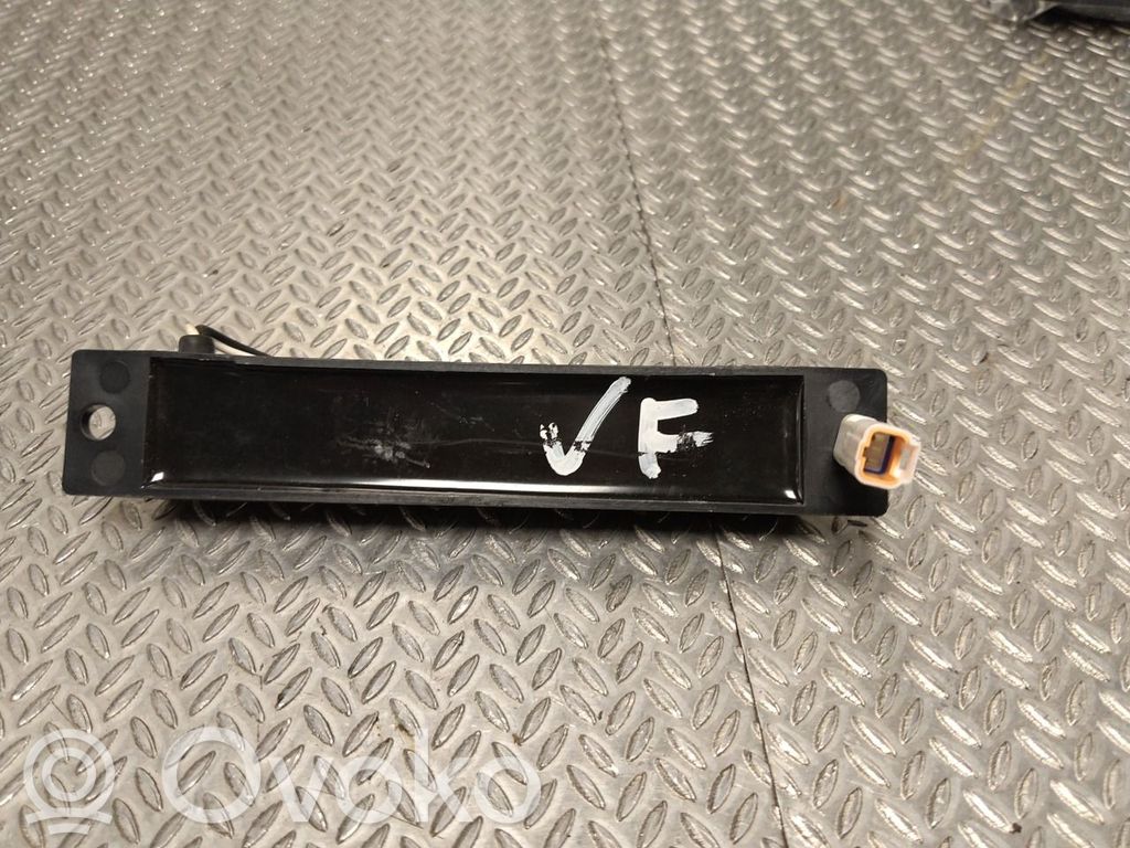 Tesla Model S Avaimettoman käytön ohjainlaite/moduuli 