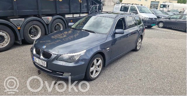 BMW 5 E60 E61 Etuapurunko 