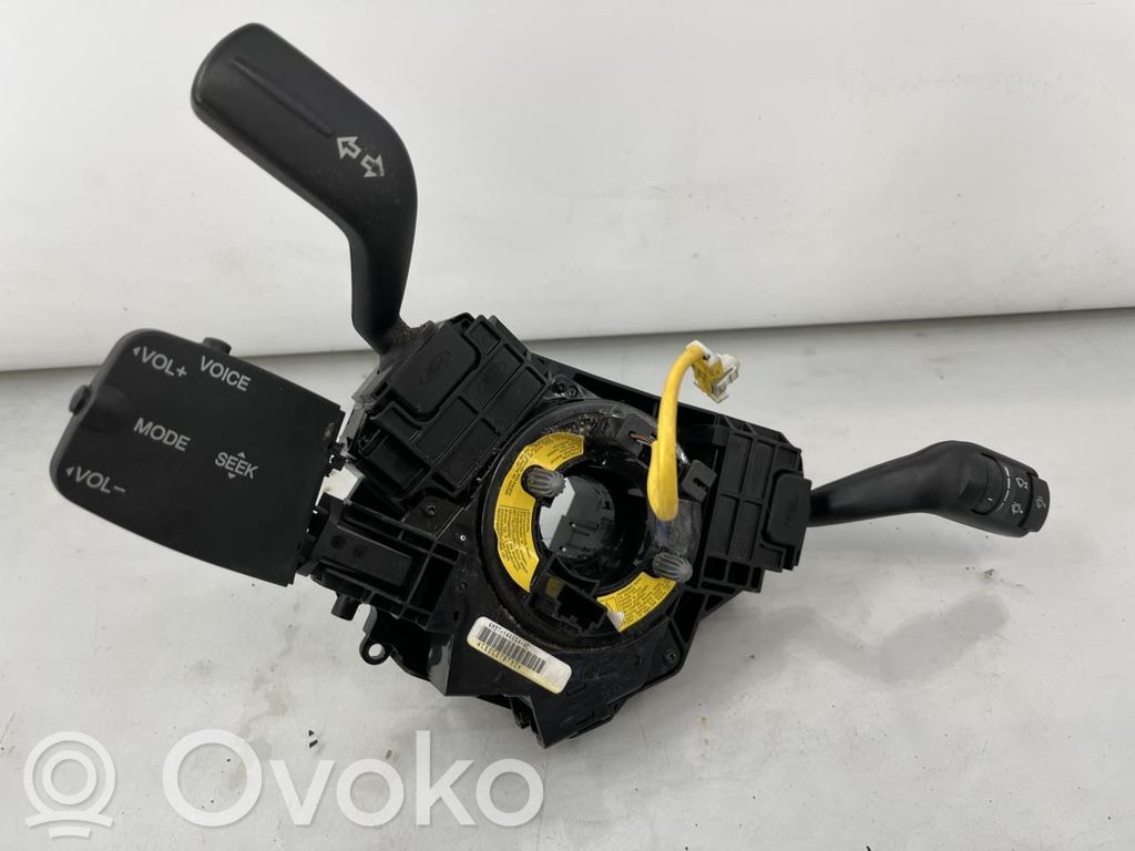 Multifunctional control switch/knob