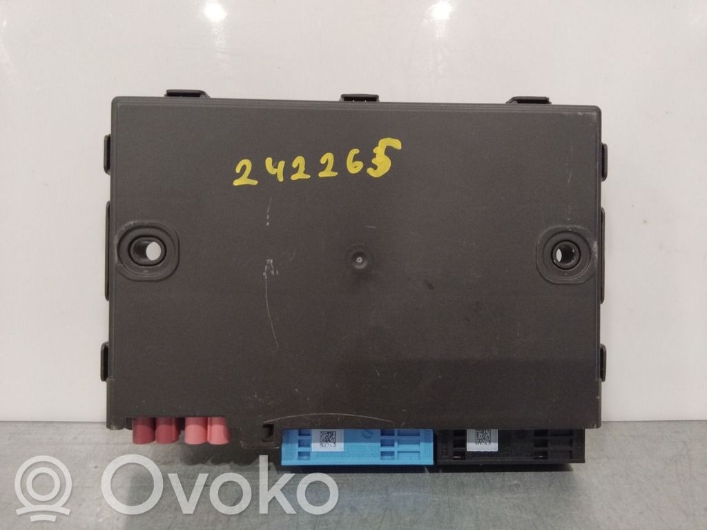 Audi A4 S4 B9 8W Other control units/modules 