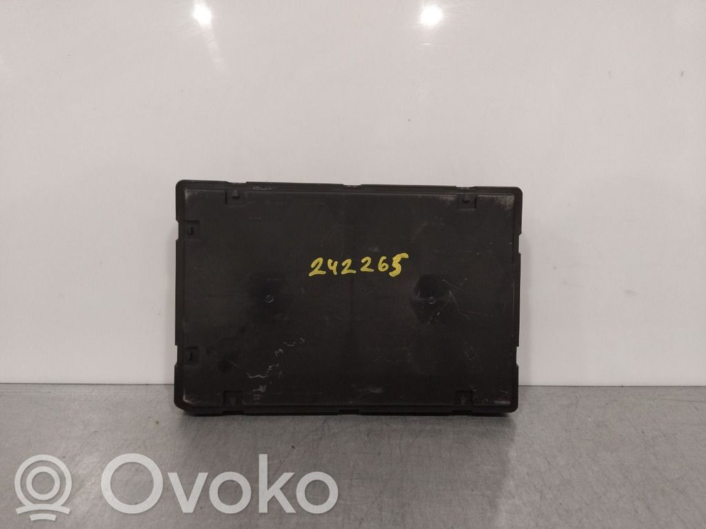 Audi A4 S4 B9 8W Virsbūves modulis 
