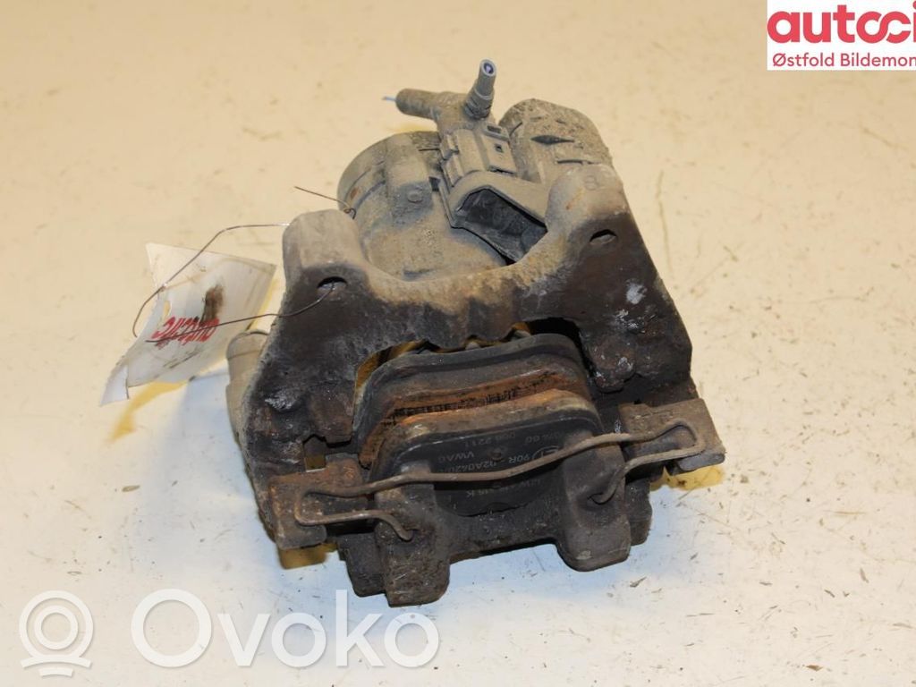 Volkswagen PASSAT B8 Pinza del freno posteriore