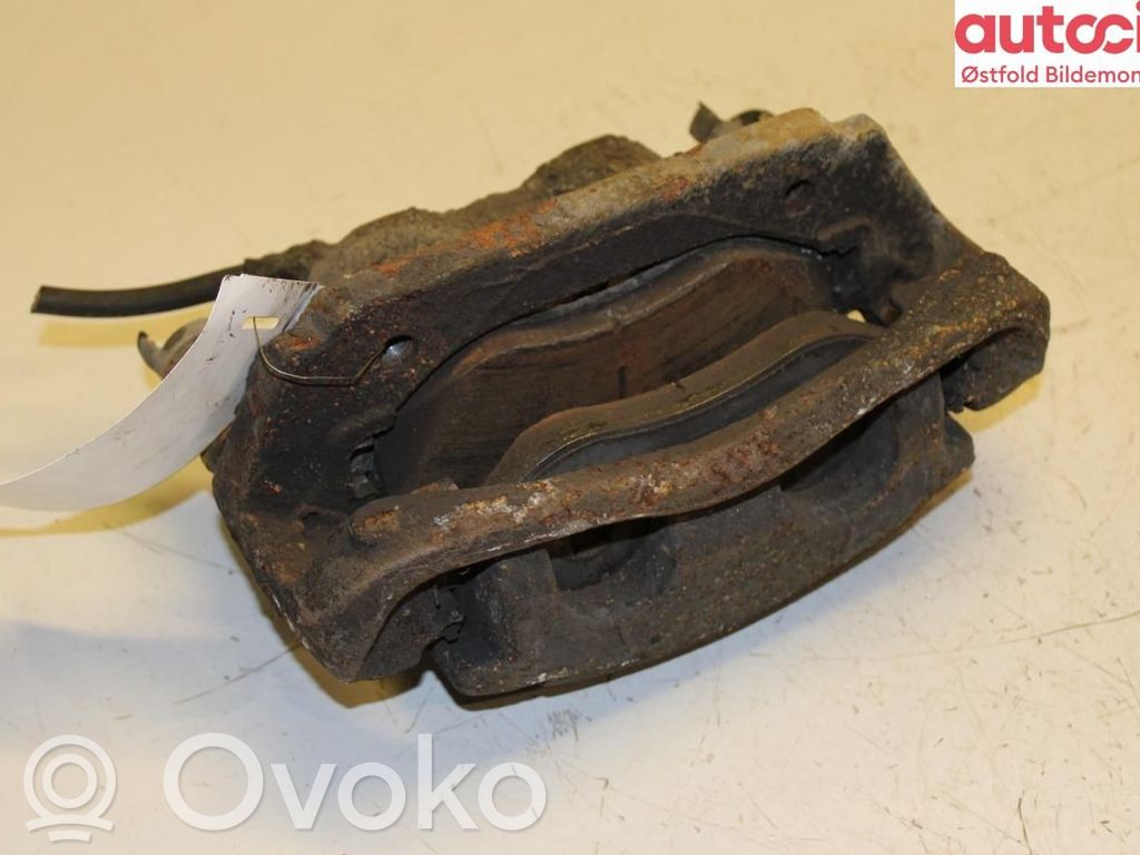 Mercedes-Benz Vito Viano W447 Front brake caliper 