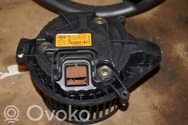 Audi A4 S4 B7 8E 8H Ventilator aerotermă