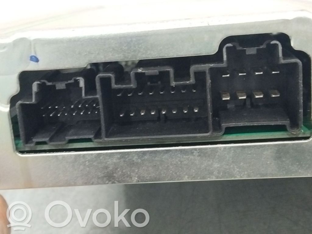 Opel Astra J Sound amplifier 